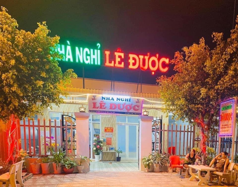 Nha Nghi Le Duoc Hotel Ха Тени Екстериор снимка