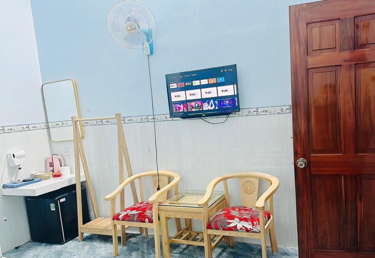 Nha Nghi Le Duoc Hotel Ха Тени Екстериор снимка