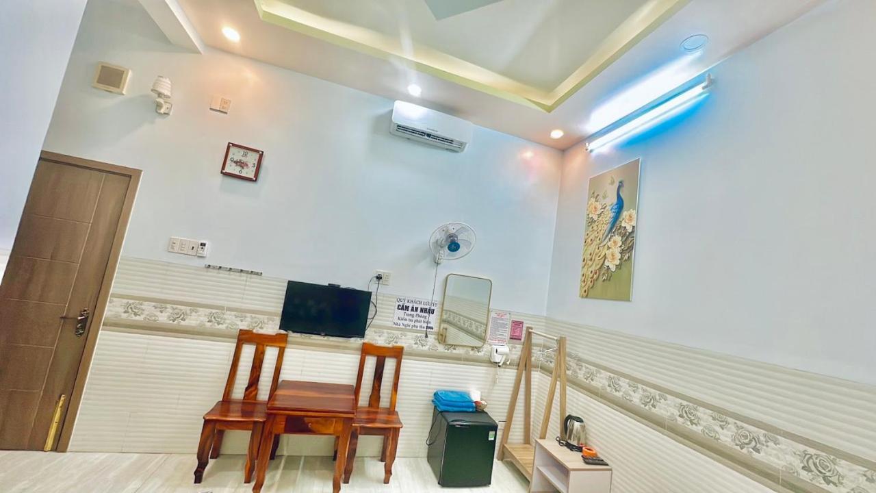 Nha Nghi Le Duoc Hotel Ха Тени Екстериор снимка
